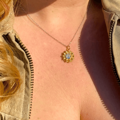 Shiny Sunflower Necklace
